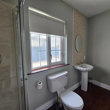Dergfield House فندق مبيت وإفطار باليبوفي