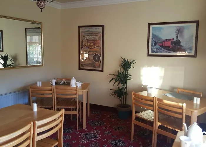 住宿加早餐酒店 Dergfield House