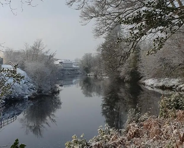 Dergfield House 住宿加早餐酒店 4*